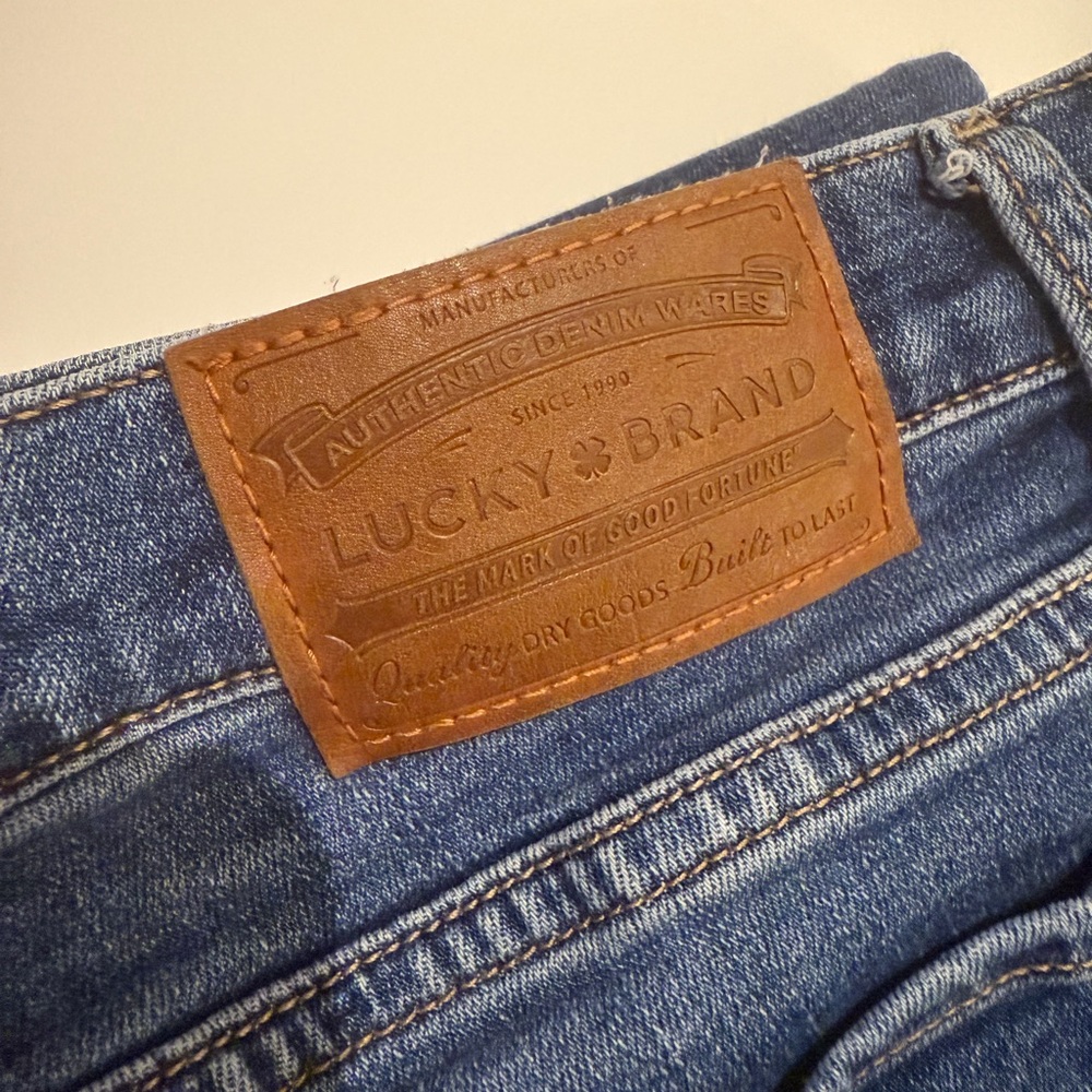 LUCKY Brand Jeans - Mid Rise Straight